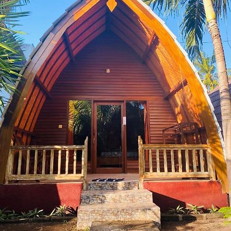 Oktavia Bungalows Gili Air Luaran gambar